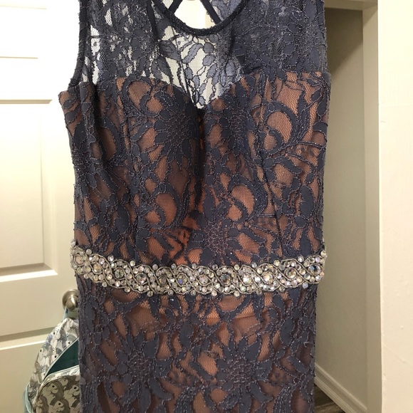 Ball Gown - Picture 2 of 8